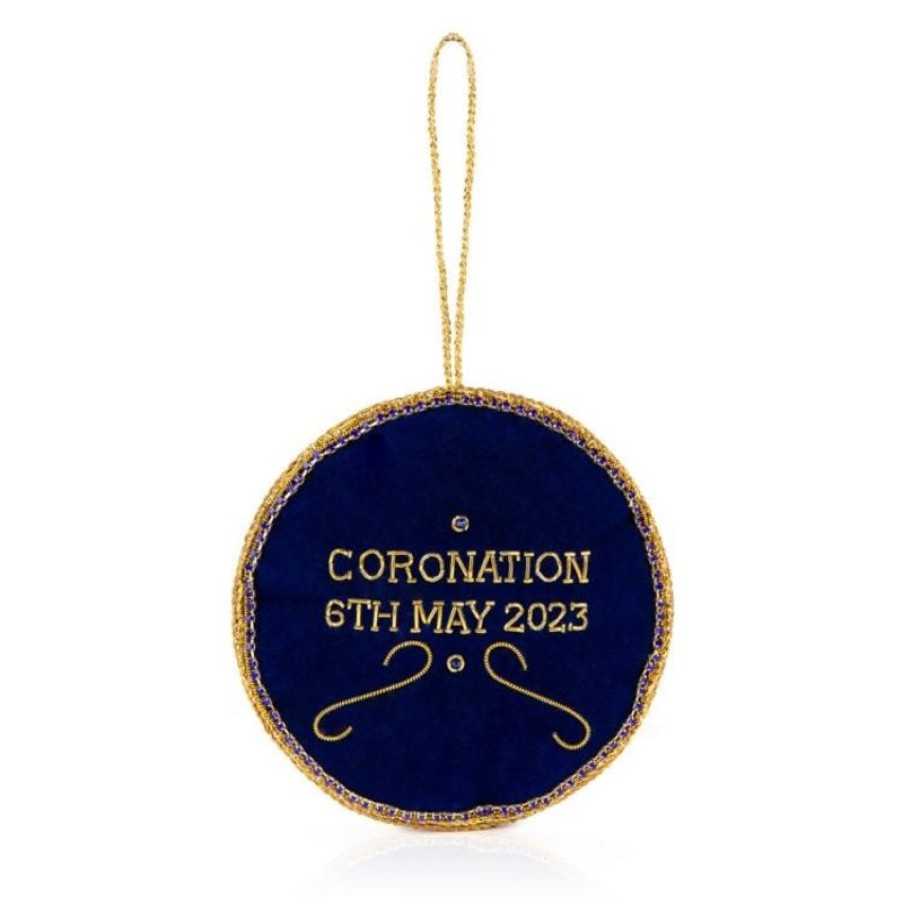 Royal Collection Shop The Coronation Coat Of Arms Decoration | His Majesty The King'S 75Th Birthday